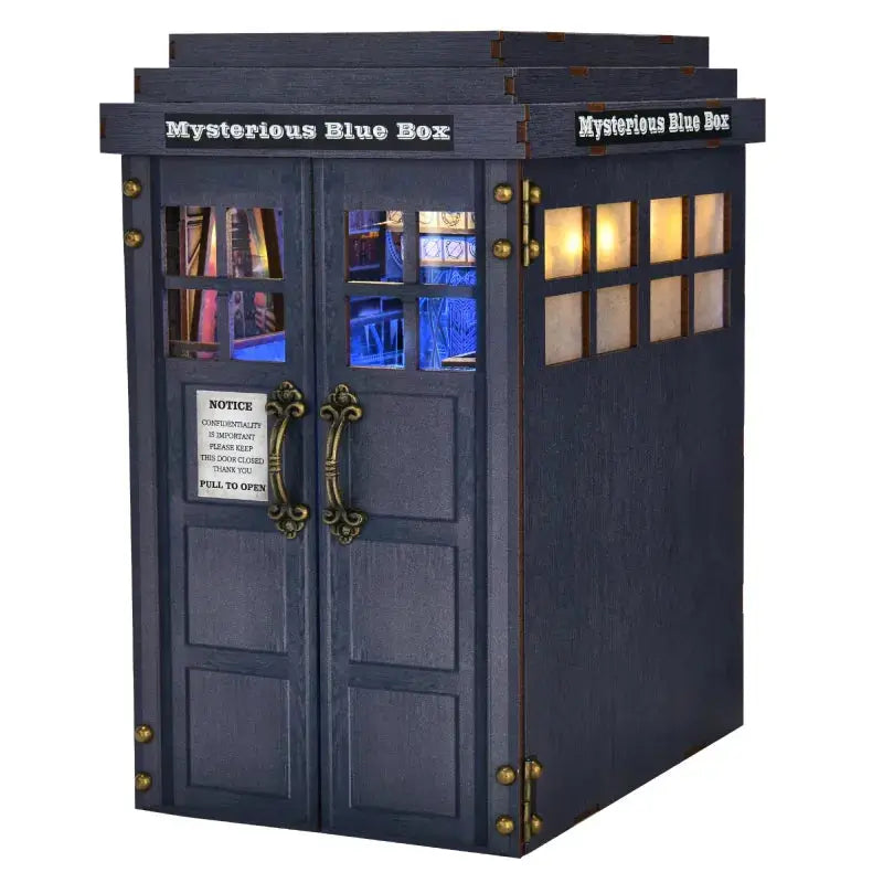 Book Nook DIY “Mysterious Blue Box” – Diorama del TARDIS para Fans de Doctor Who
