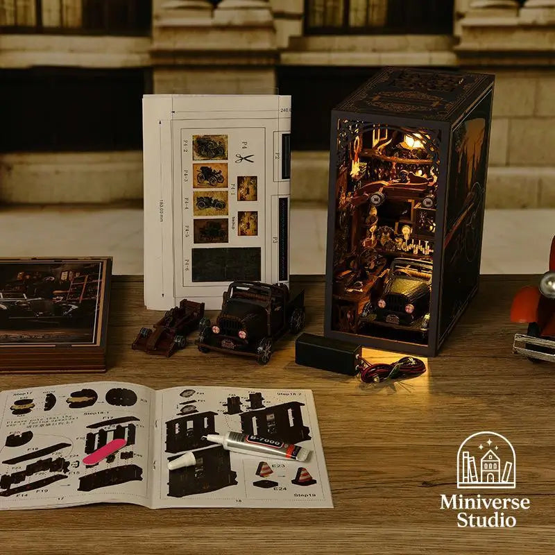 EU - Book Nook: Kit DIY de Garaje Retro en Miniatura - Miniverse Studio