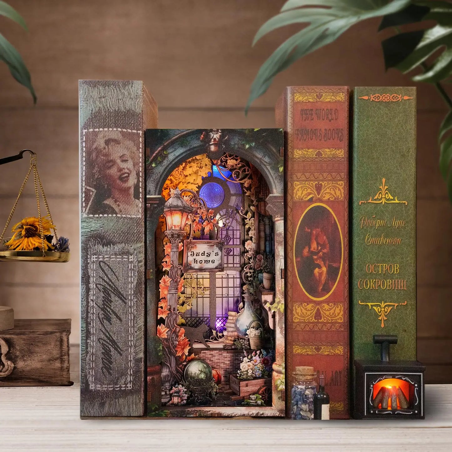 Kit Book Nook Mundo Mágico de Judy con LED | Casa Bruja 3D | Doble Cara | Diorama Estantería