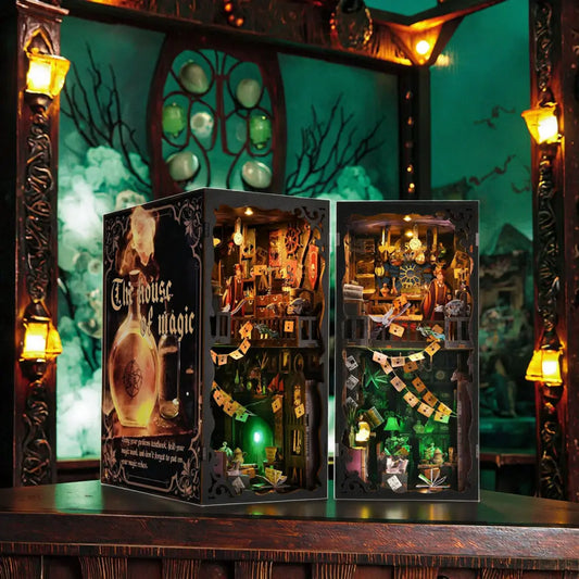 🏠 Book Nook “The House of Magic” – Diorama DIY inspirado em Escola Mágica com Luzes LED